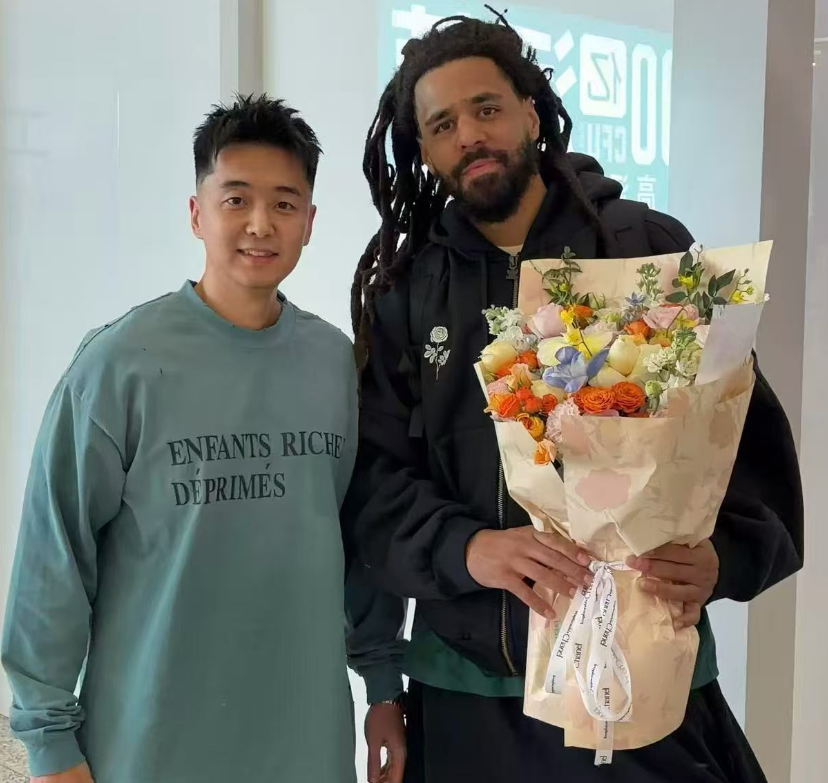 8868体育官方网站-同曦不愧是网红大队！签说唱歌手J Cole，已跟队训练，历史第一档